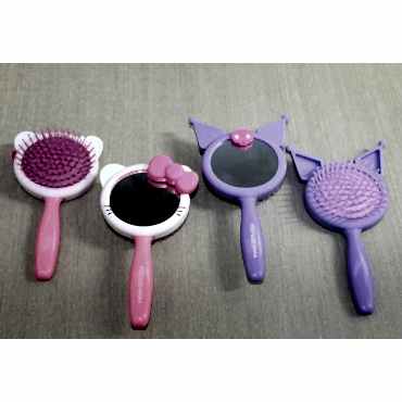 Kuromi, Hello Kitty Karışık Aynalı Tarak 