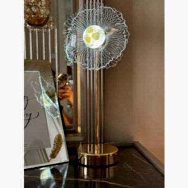 Çiçek Tasarımlı LED Masa Lambası 