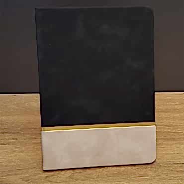 Altın Şeritli Siyah Deri Not Defteri