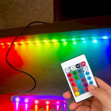 RGB Şerit 30 LED Kumandalı USB Bağlantılı 