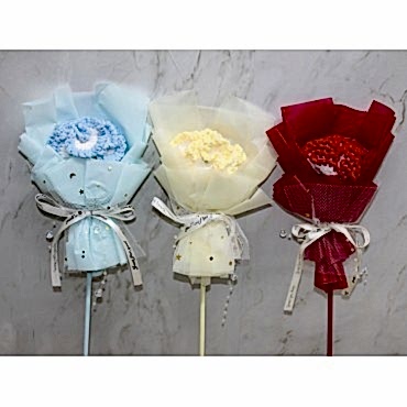 El Örgüsü Tekli Çiçek Buketi 