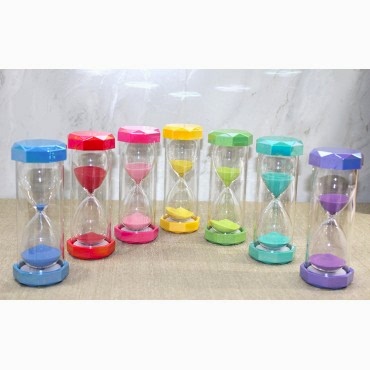 Plastik Çerçeveli Renkli 15 Dk Kum Saati 