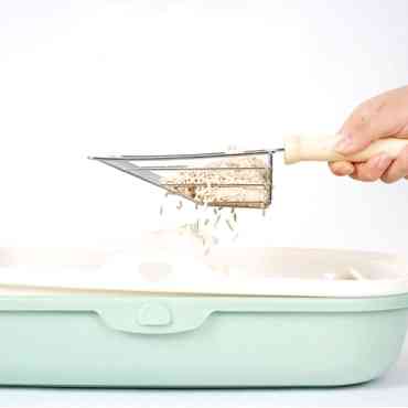 Ahşap Saplı Metal Kum Temizleme Küreği 