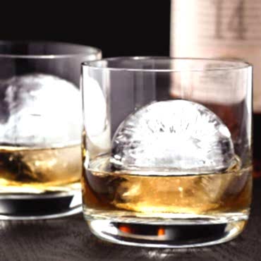 Küre Şeklinde Buz Yapma Kalıbı